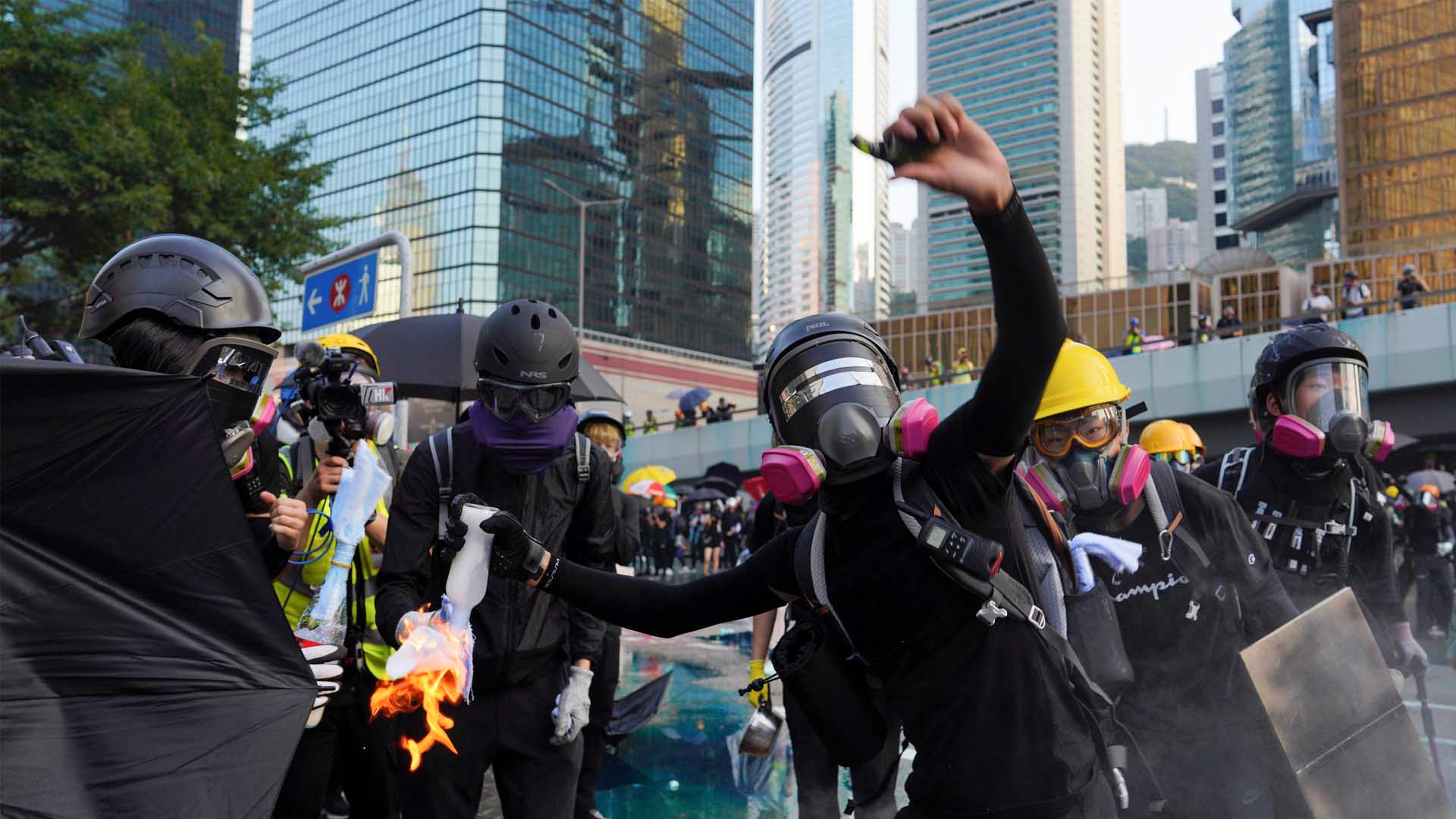 La jefa del Gobierno de Hong Kong anuncia un diálogo con los ciudadanos para solucionar la crisis