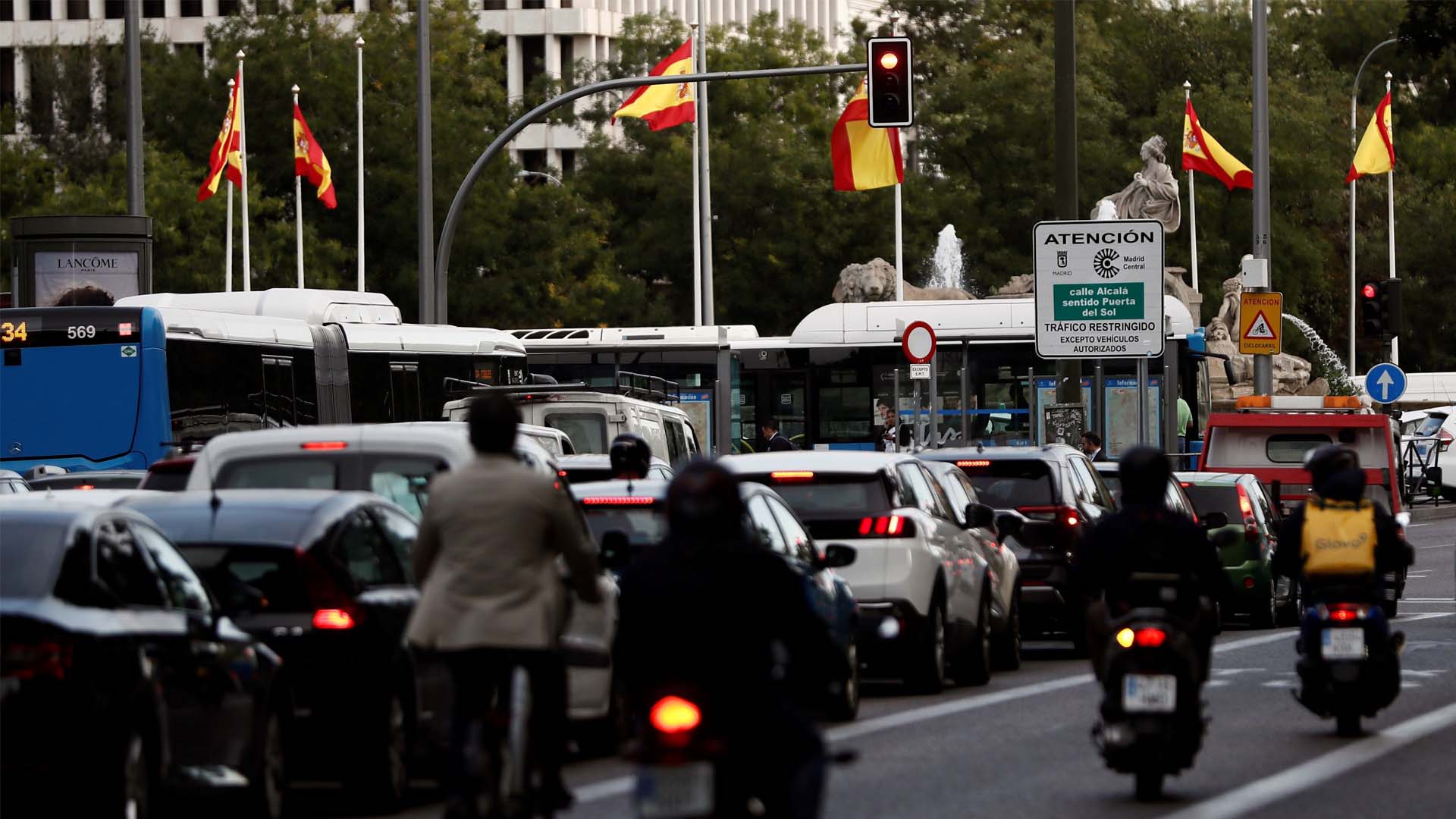 Madrid y Barcelona concentran el 30% de las muertes por contaminación del aire en España