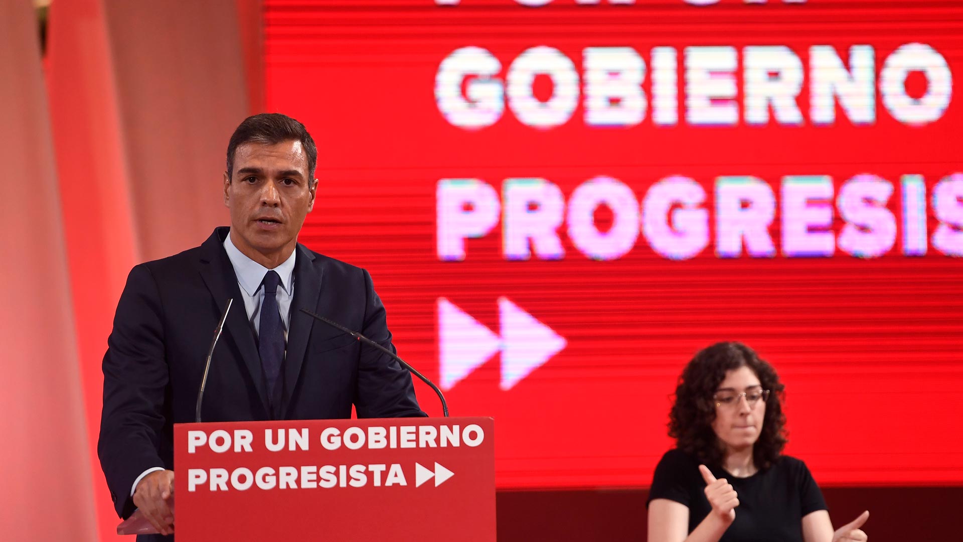 Sánchez ofrece a Podemos negociar un programa de Gobierno para evitar repetir elecciones