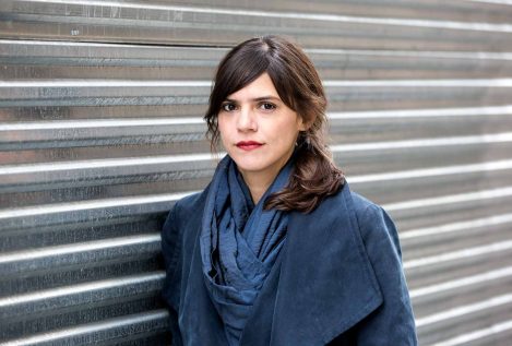 Valeria Luiselli confronta la nostalgia del presente en su última novela: 'Desierto Sonoro'