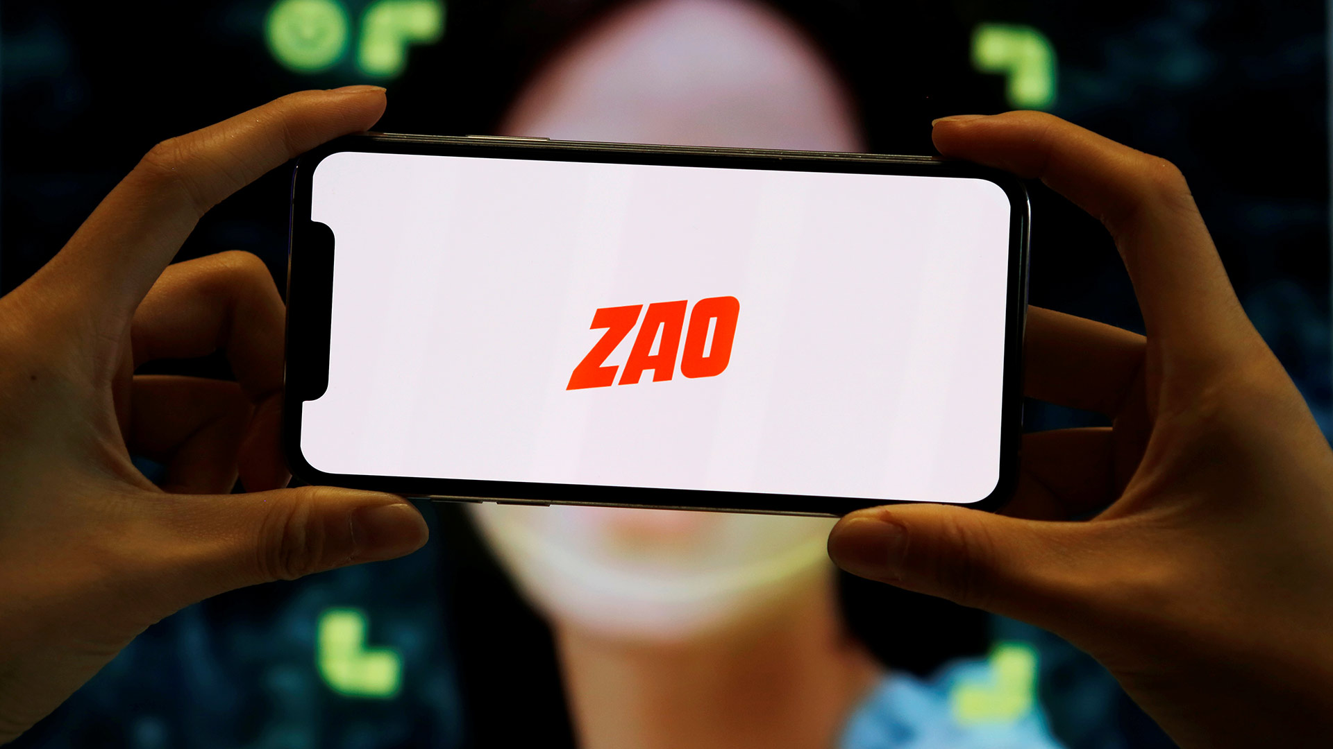 Zao, la polémica app de intercambio de caras con actores de películas a cambio de tus datos