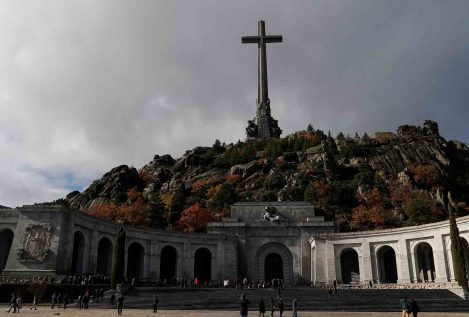 El Supremo autoriza al Gobierno a exhumar a Franco sin el aval del prior: "La sentencia es clara"