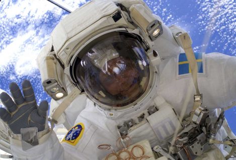 Entrenar como un astronauta y lanzar un satélite: así son los planes de la ESA para jóvenes