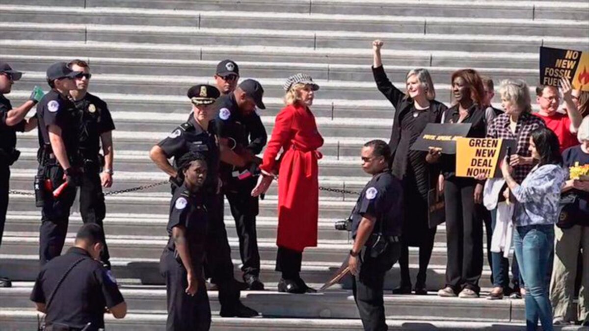 Jane Fonda, detenida en una protesta por el clima en el Capitolio de EEUU