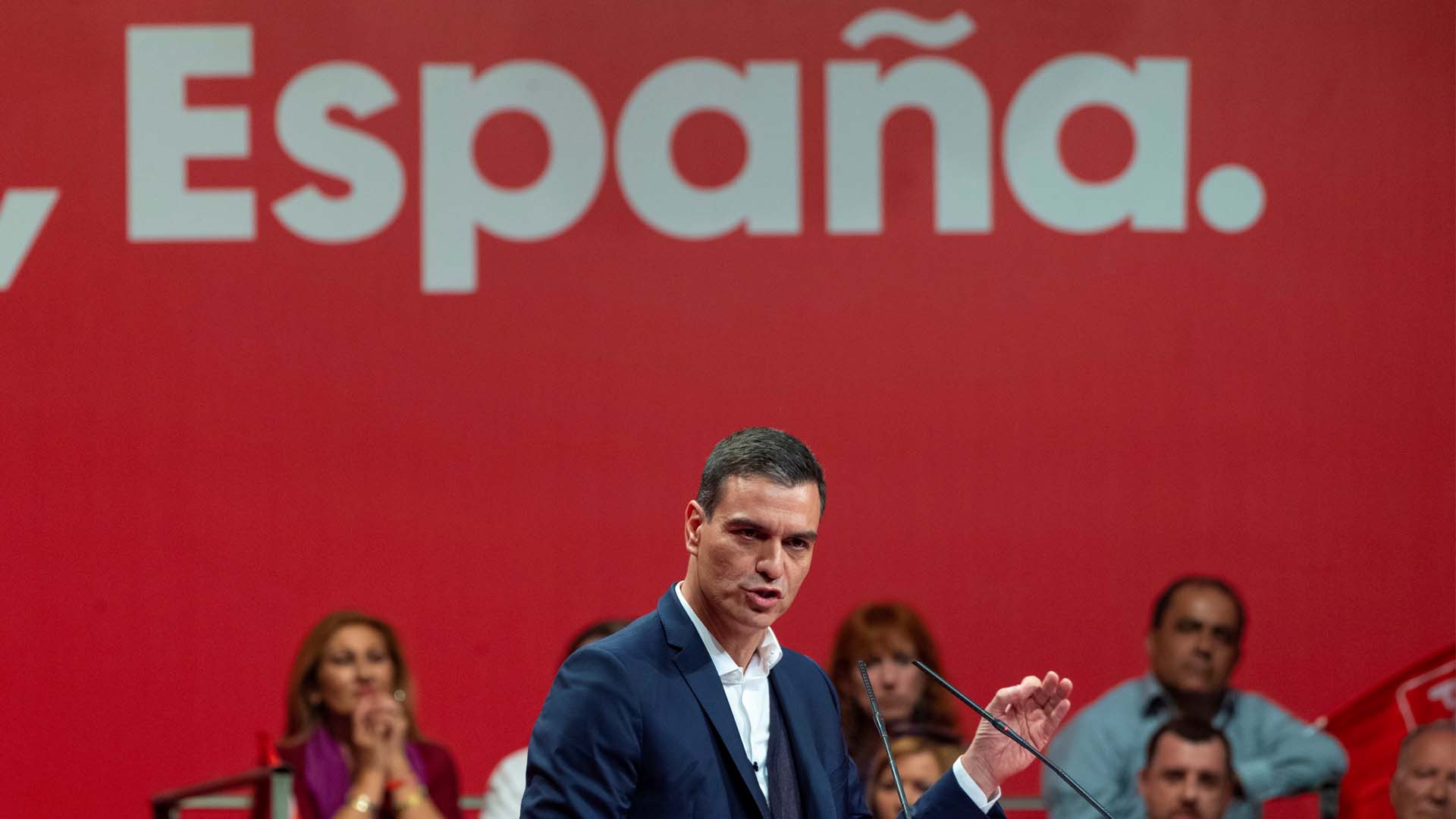 Sánchez avisa al Parlament: "Quien cruce la frontera de la ley, tendrá una respuesta firme del Estado"