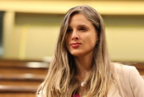La exdiputada Malena Contestí arremete contra Vox tras dimitir: "Es extremista y antisistema"