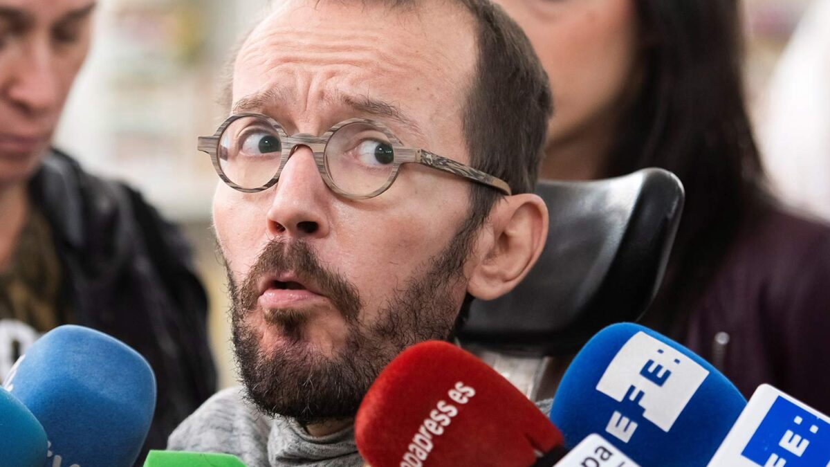 Echenique defiende a un compañero exfalangista: «Yo milité en Ciudadanos, todos tenemos derecho a cambiar de opinión»