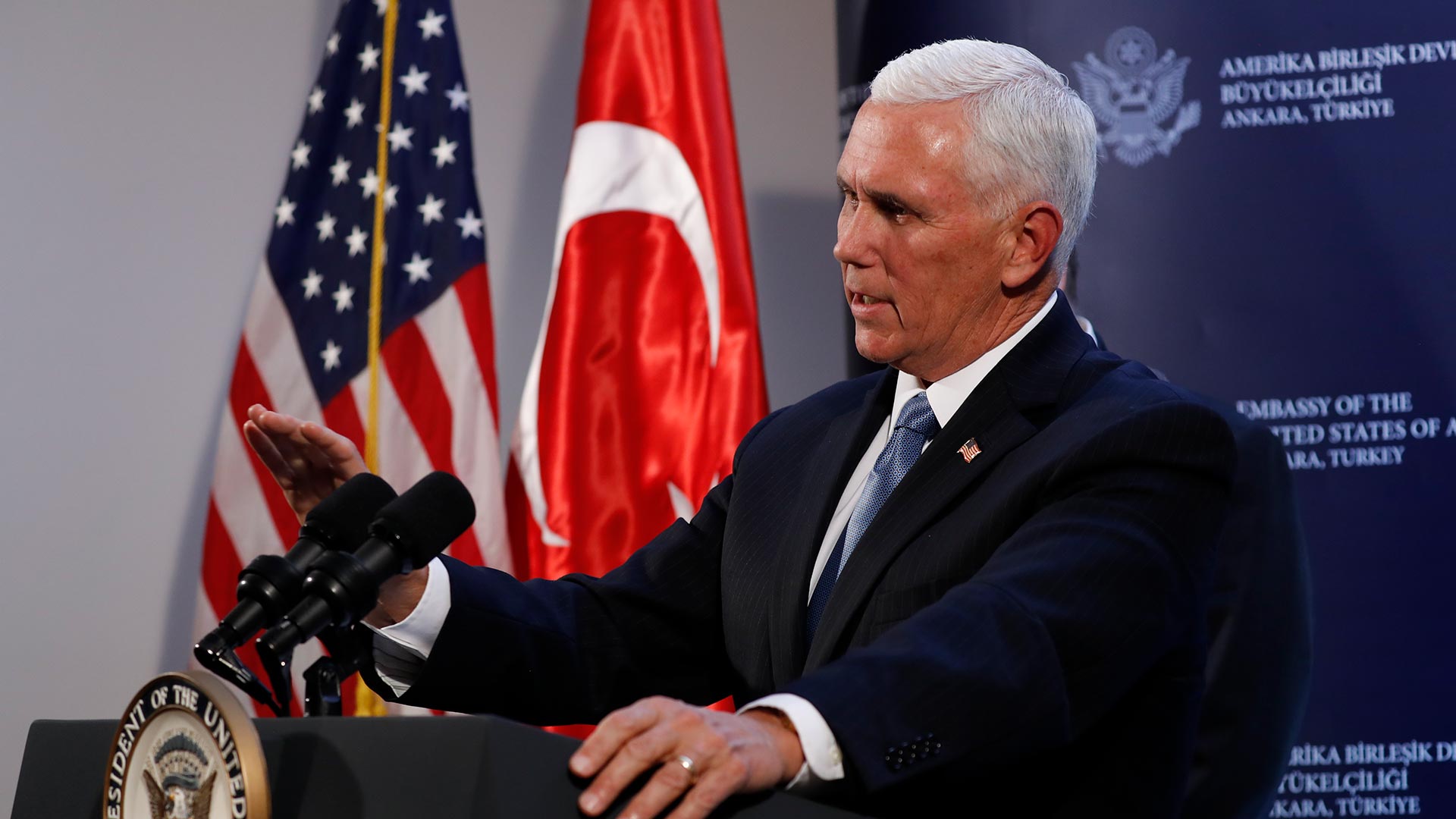 EEUU levantará las sanciones a Turquía tras alto el fuego en Siria