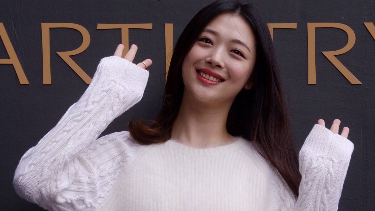 La estrella de K-pop Sulli es encontrada muerta en su casa a los 25 años