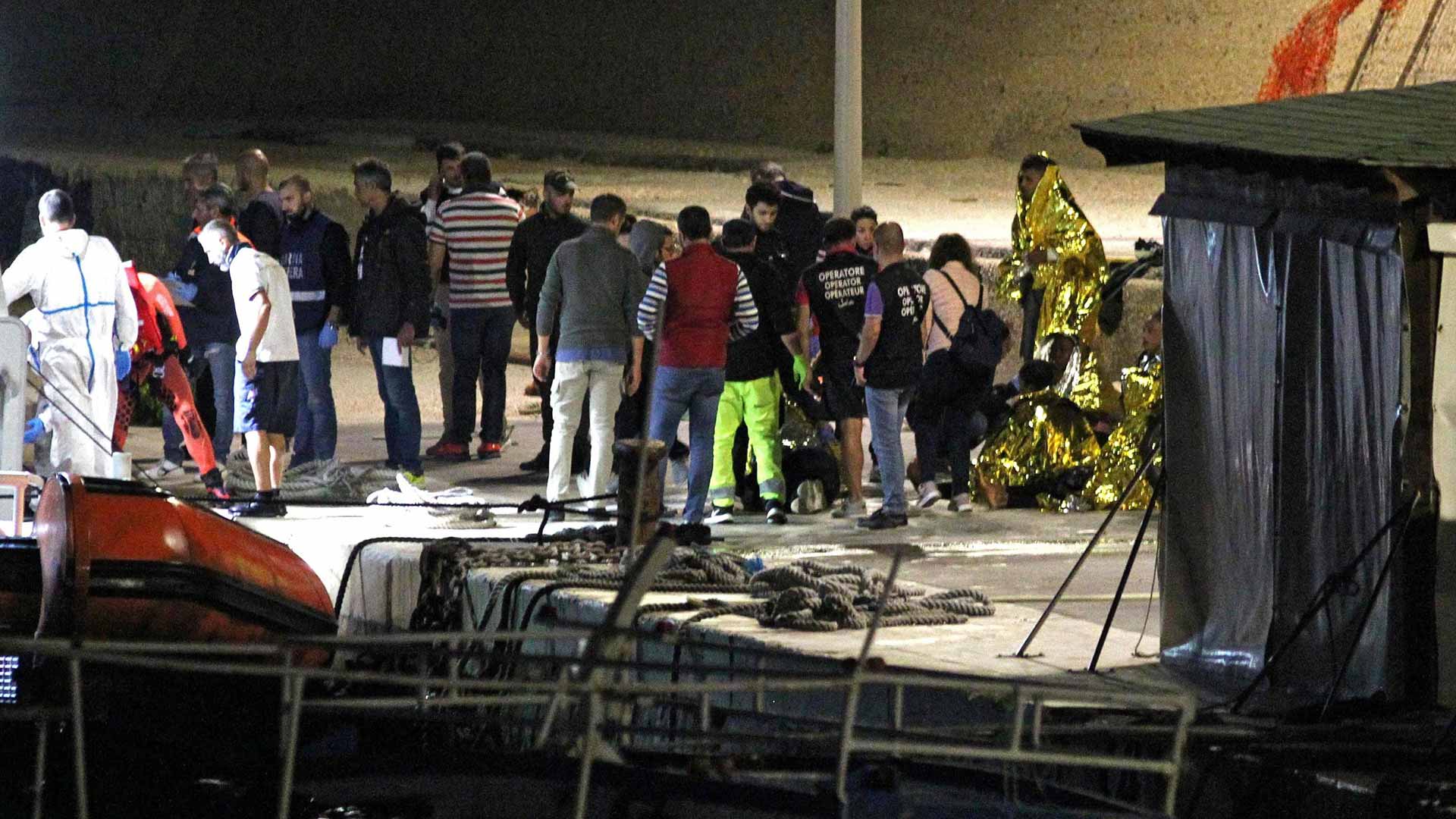 Nueve muertos y unos 20 desaparecidos en un naufragio en Lampedusa