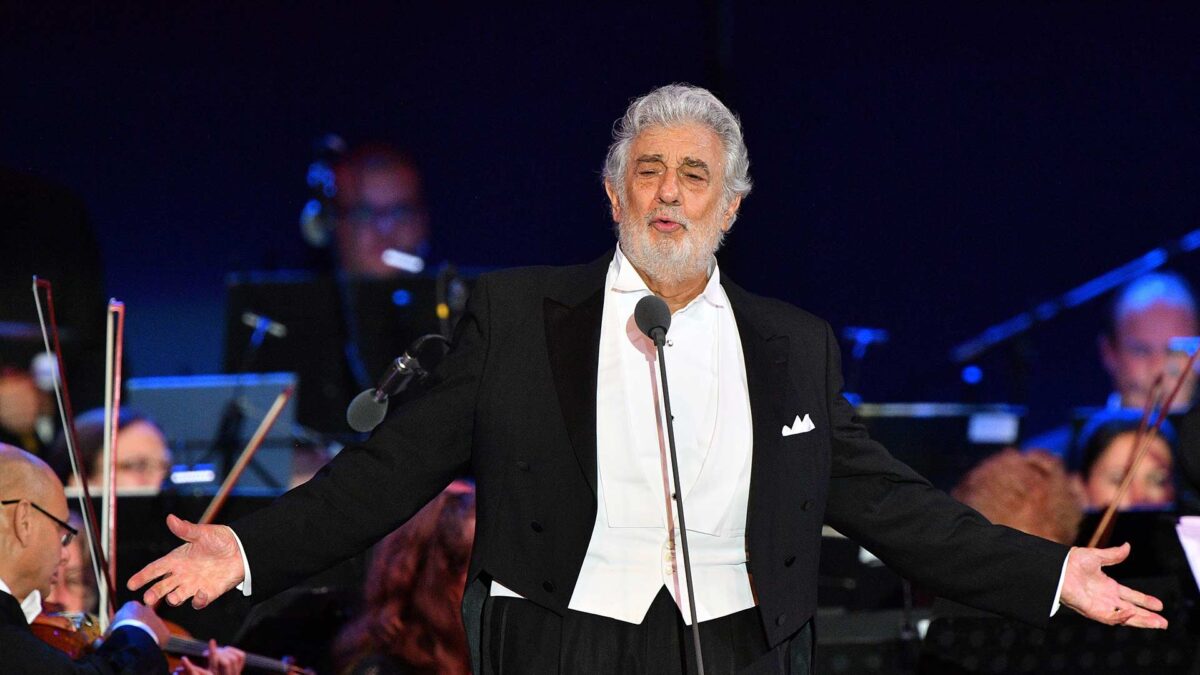 Plácido Domingo dimite como director de la Ópera de Los Ángeles por las acusaciones de acoso sexual