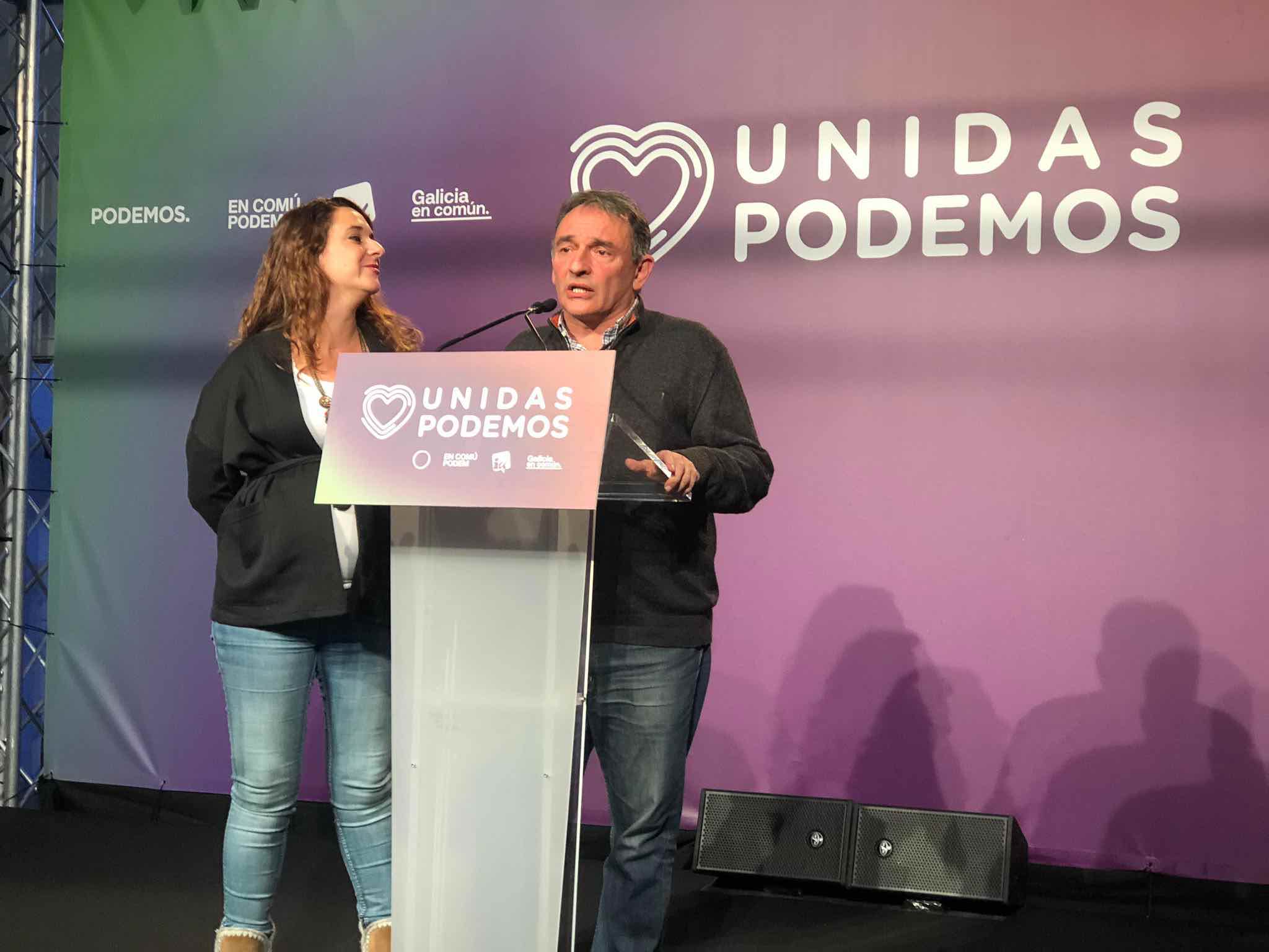 Enrique Santiago enchufa a sus fieles en las instituciones y se convierte en jefe en la sombra de Podemos