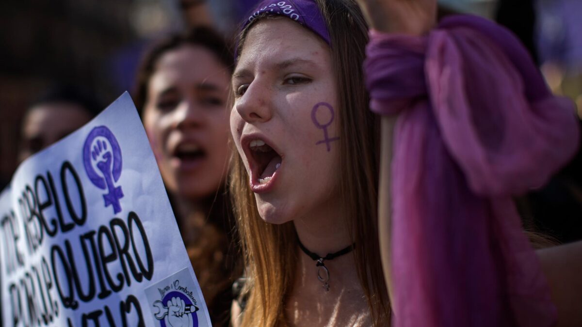 El teléfono para adolescentes ANAR identifica agresores machistas de 12 años