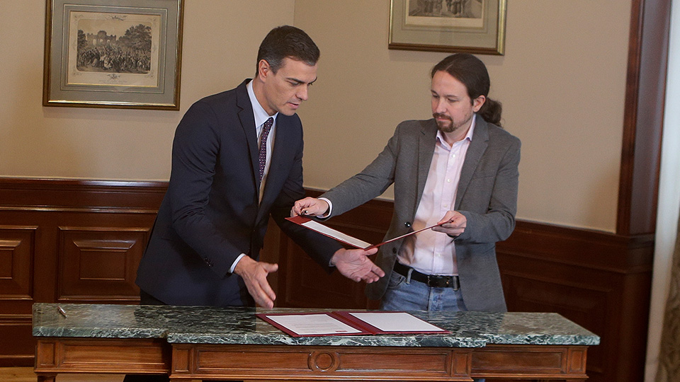 Las bases de Podemos apoyan el Gobierno de coalición con el PSOE