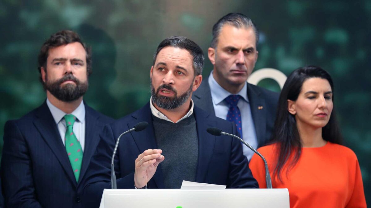 Abascal asegura que «los progres» tendrán por primera vez una «vigilancia estrecha» gracias a Vox