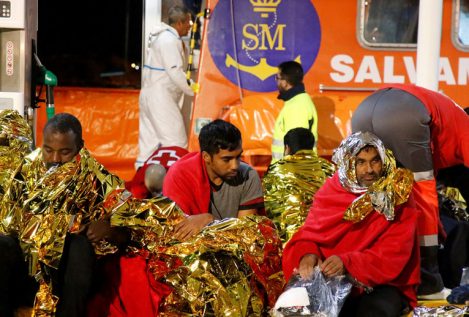 Al menos cuatro migrantes muertos y 10 desaparecidos en una patera en Melilla