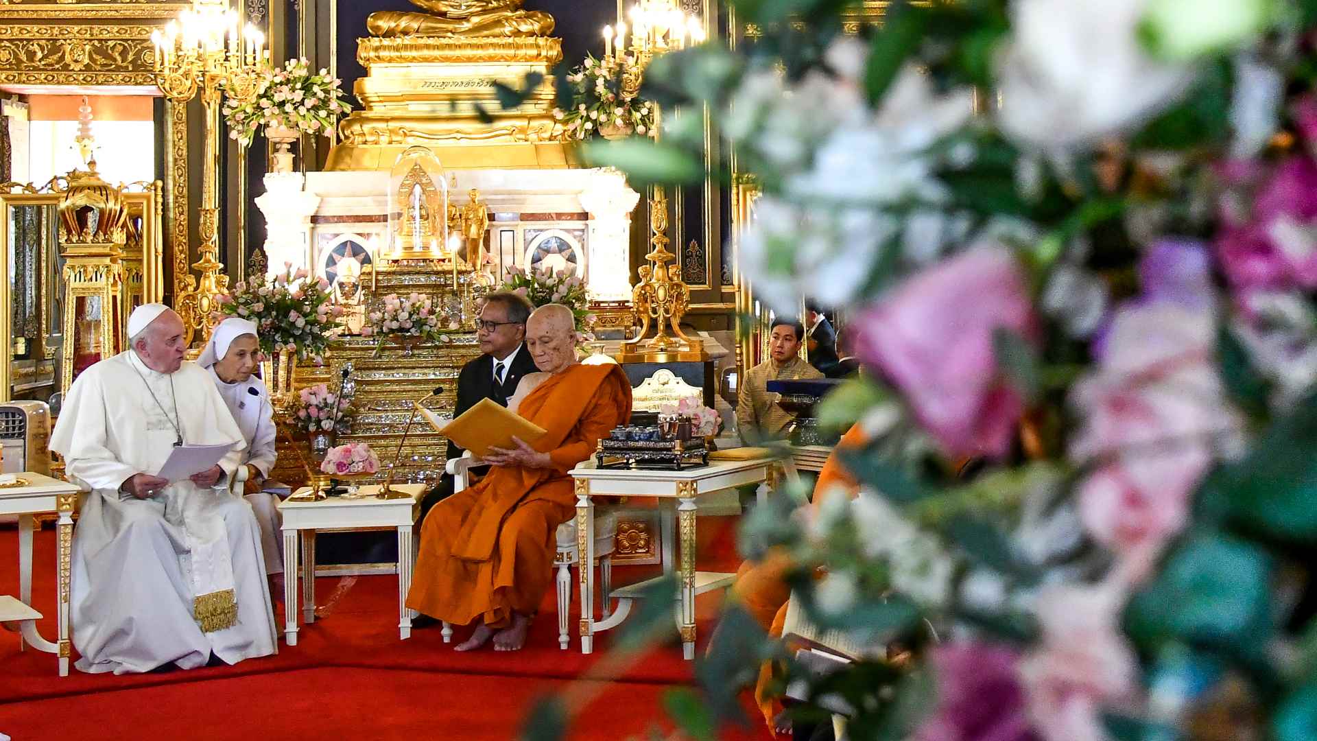 El papa pide en Tailandia proteger a los niños, principales víctimas de la explotación sexual