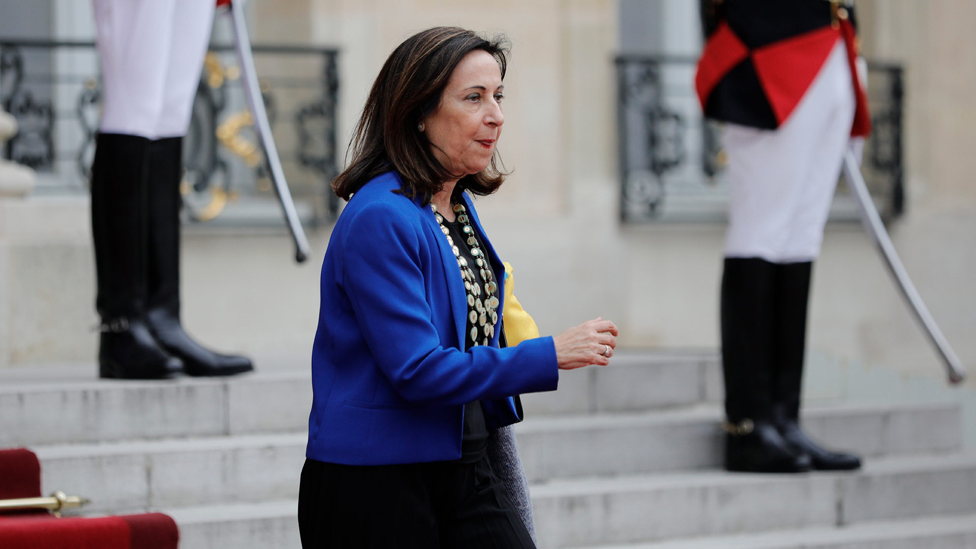 Margarita Robles asumirá temporalmente las competencias de Borrell en el Ministerio de Exteriores