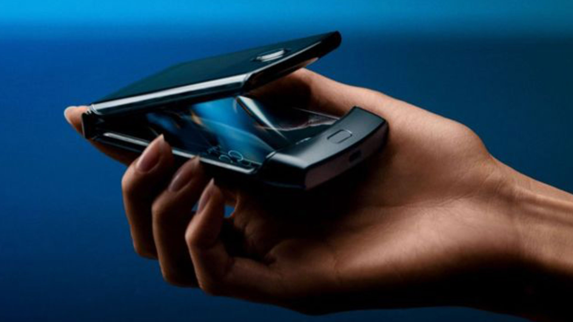 Motorola revive los teléfonos móviles plegables Razr