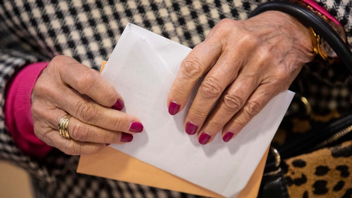 Mujeres y voto: no pesan los años, pesan los hijos