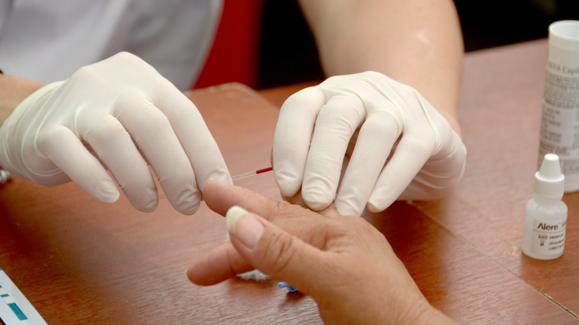 Nueva Zelanda lanza el primer banco de esperma con VIH para acabar con el estigma