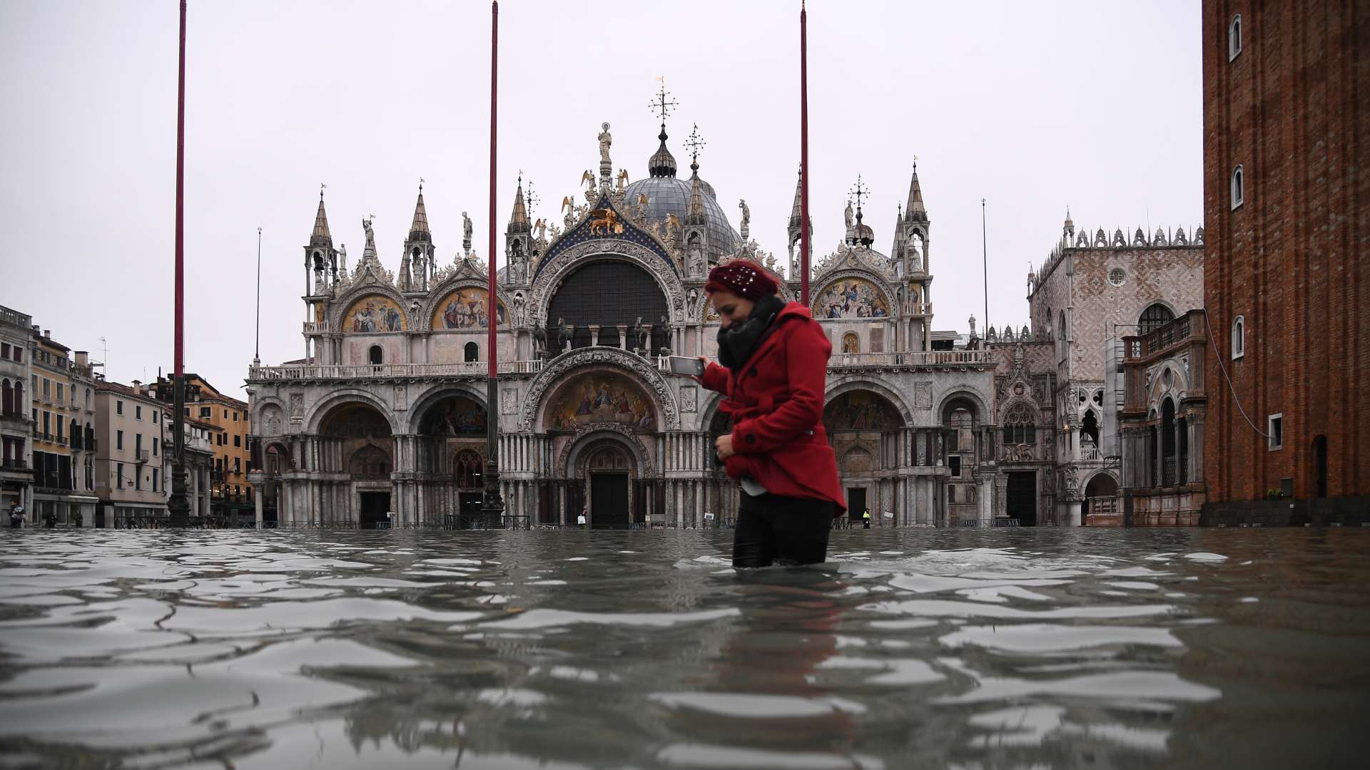 El agua devora Venecia: sufre su peor inundación desde 1966