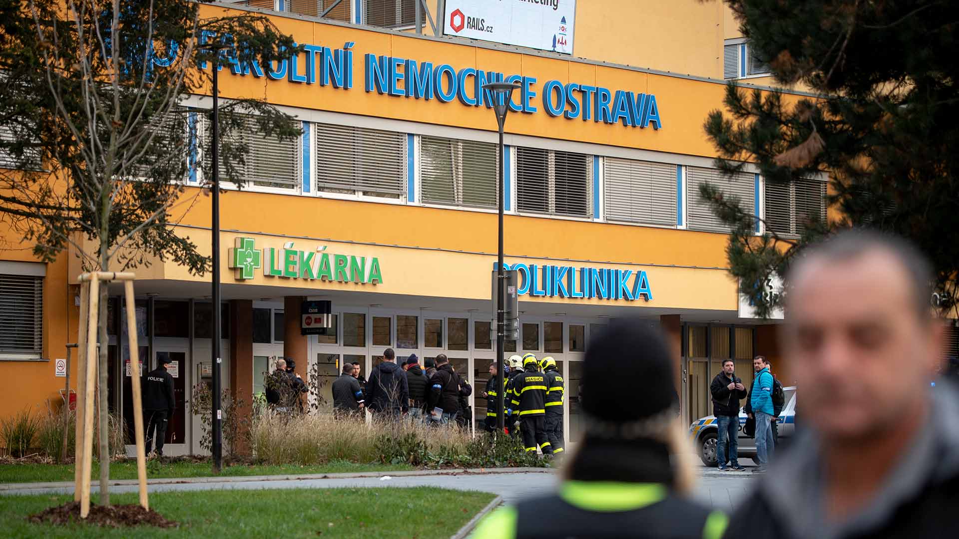 Al menos seis muertos en un tiroteo en un hospital de la República Checa