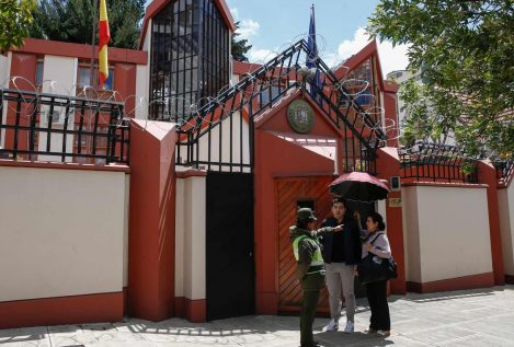 Bolivia expulsa del país a la embajadora mexicana y a dos diplomáticos españoles