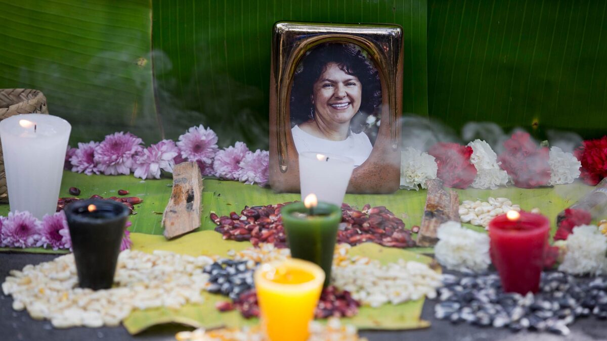 Condenados a entre 30 y 50 años de cárcel siete acusados del asesinato de Berta Cáceres