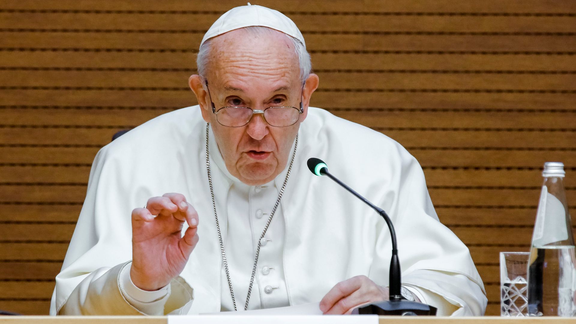 El papa Francisco ordena eliminar el secreto pontificio para las causas de pederastia