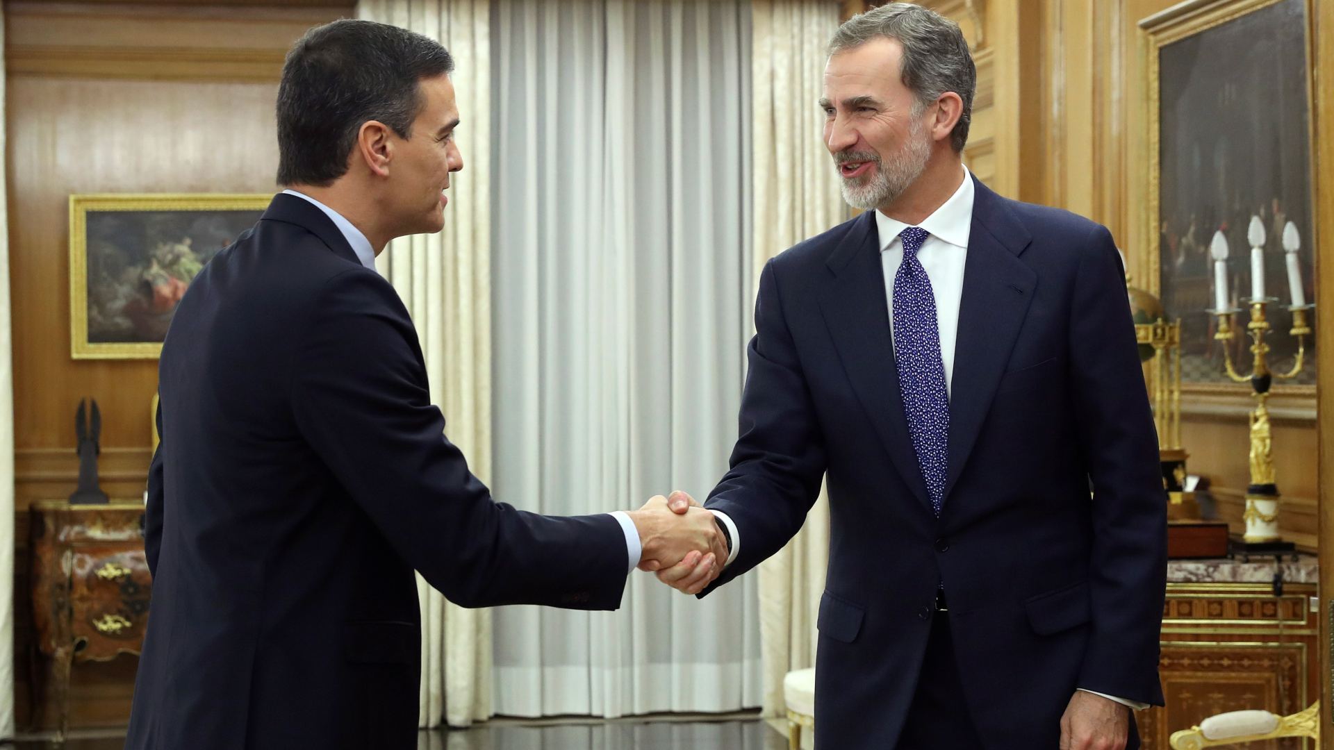 Pedro Sánchez recibe el beneplácito del rey para presentarse a la investidura
