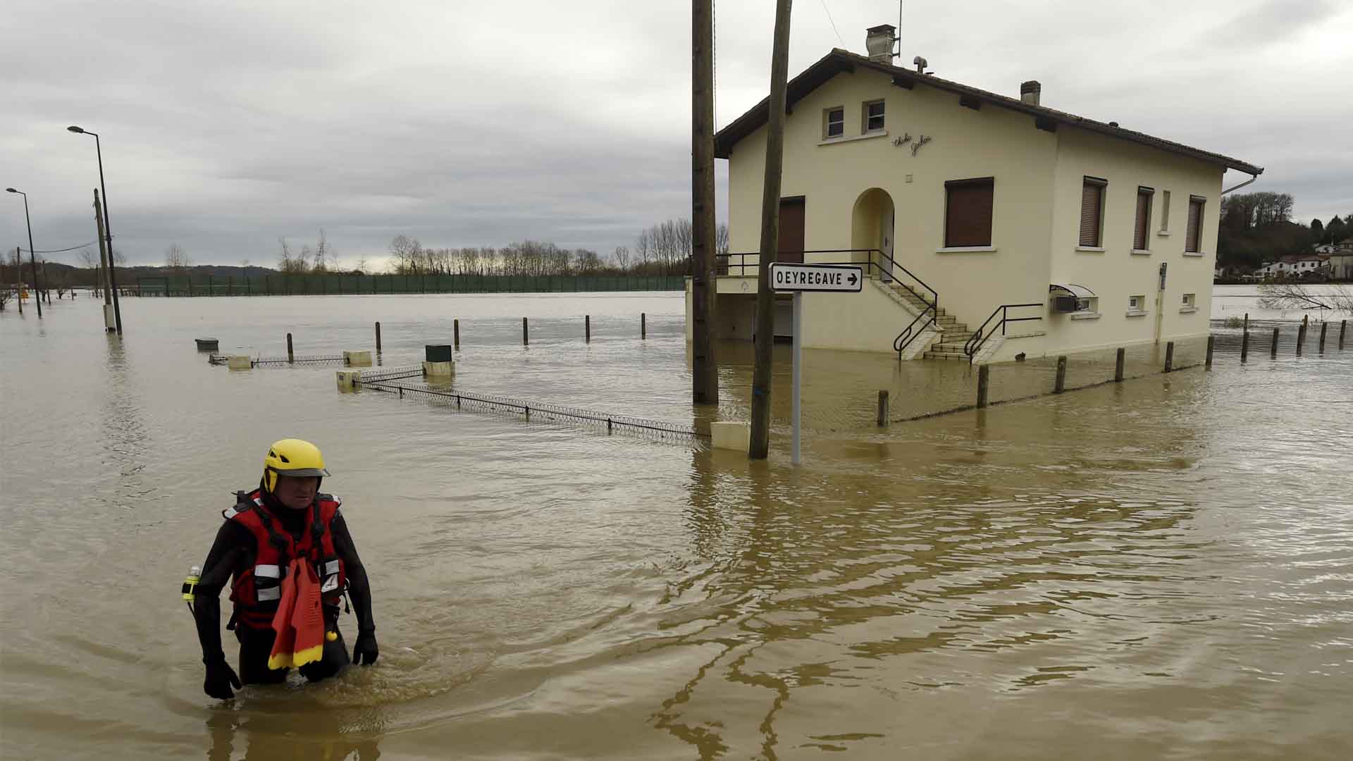 El temporal en Francia deja a 40.000 hogares sin electricidad