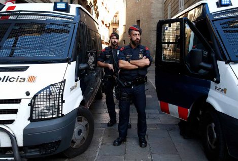 Encuentran dos niñas muertas con signos de violencia en Girona y su madre se suicida
