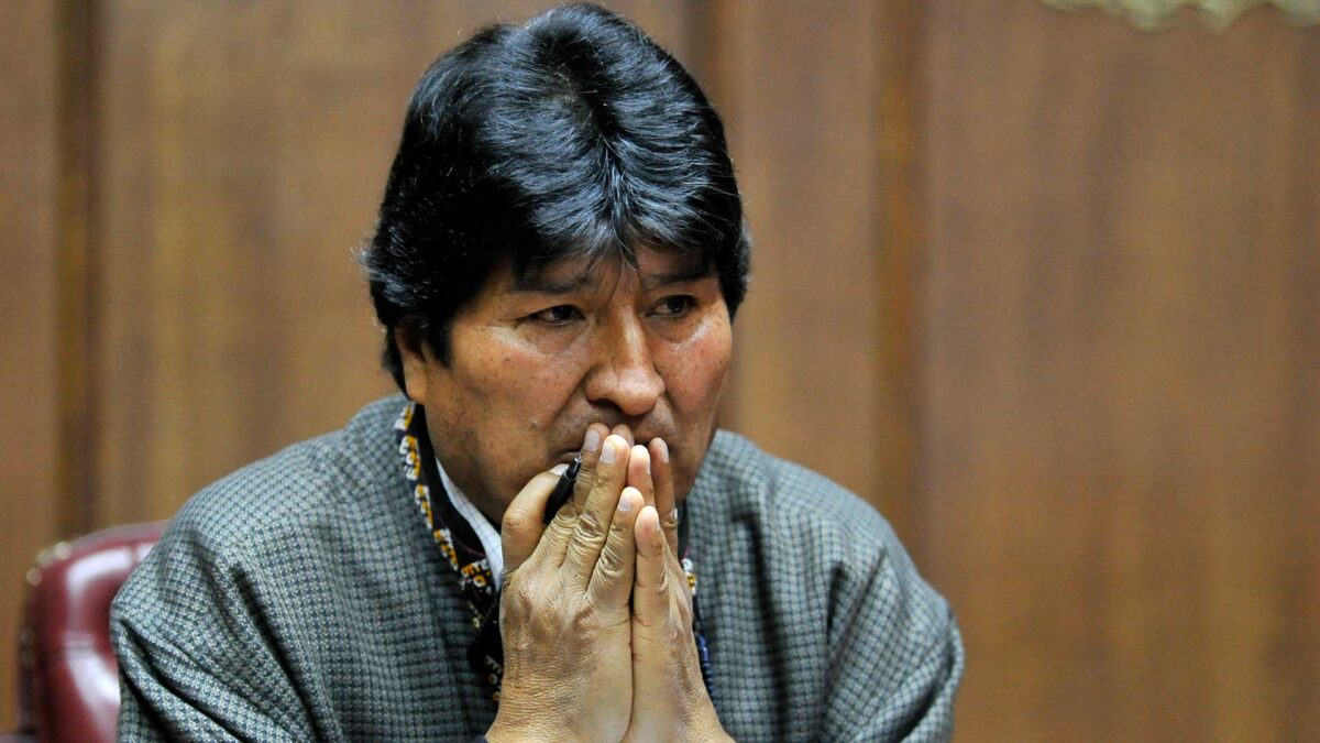 La Fiscalía de Bolivia ordena detener al expresidente Evo Morales