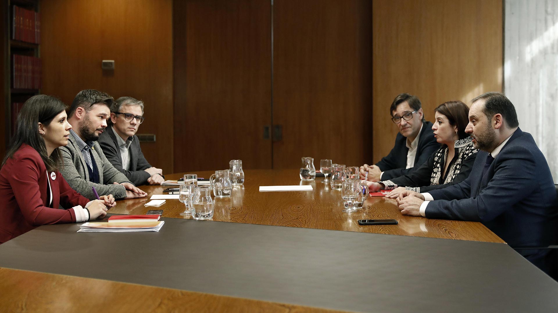 PSOE y ERC constatan "avances" en las negociaciones para investir a Sánchez