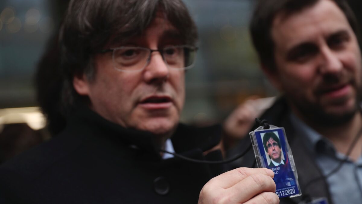 Puigdemont pide al juez Llarena que anule la euroorden y se aparte del caso