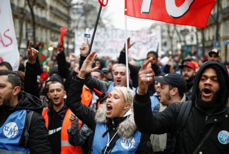 No habrá tregua para Macron: sindicatos y chalecos amarillos se unen a la protesta