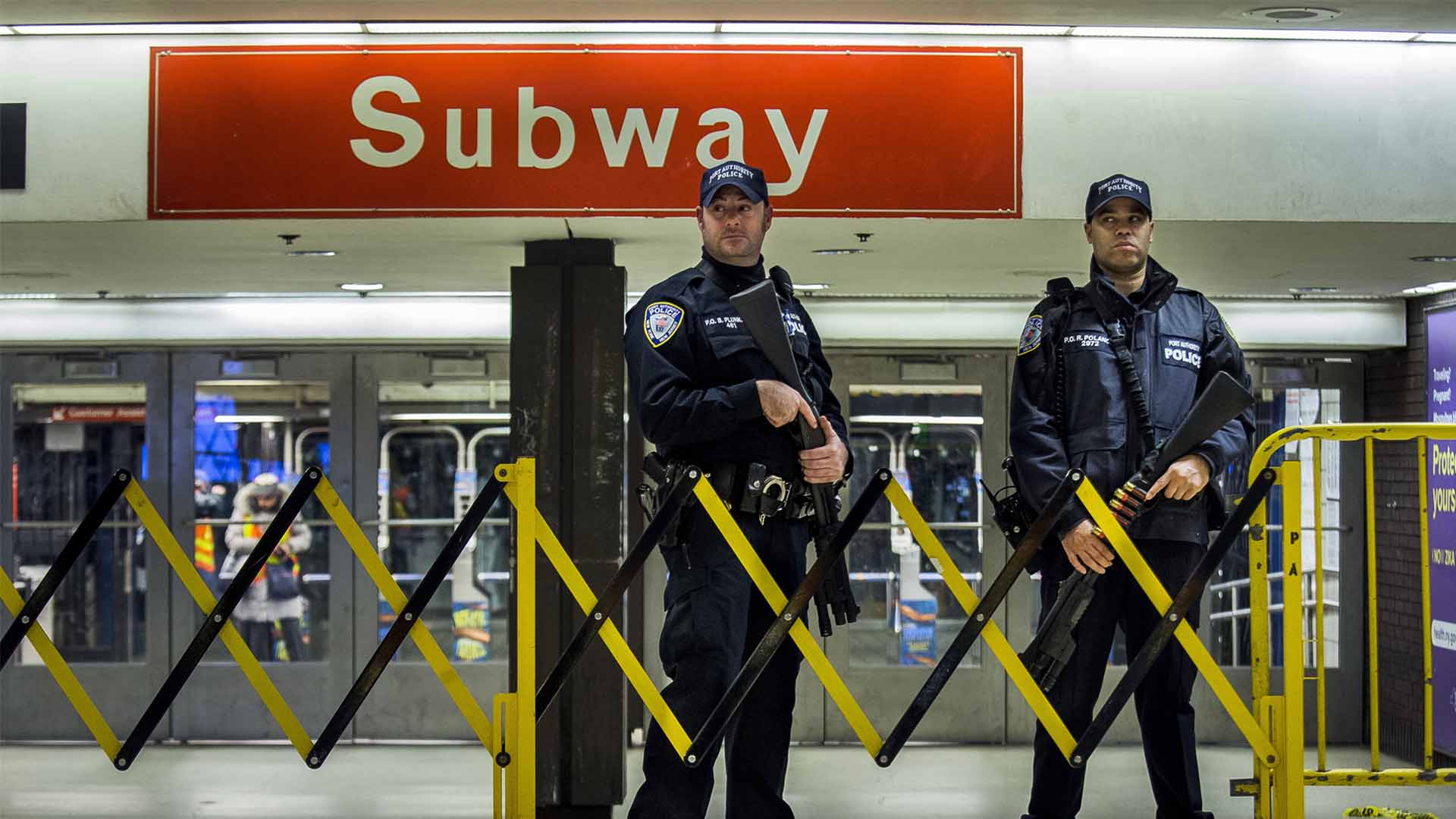 Nueva York prohibirá por ley que los acosadores sexuales usen el metro y el autobús