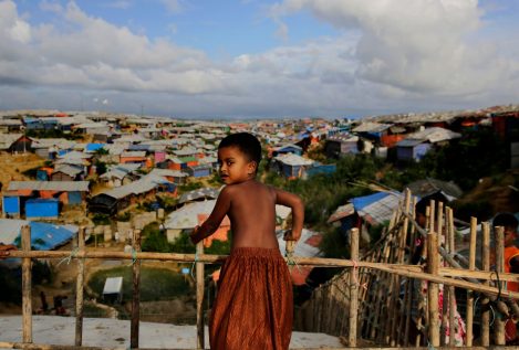 Bangladesh garantizará el acceso a la educación de los niños rohingya