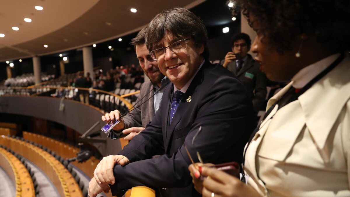 Bélgica suspende la euroorden contra Puigdemont y Comín