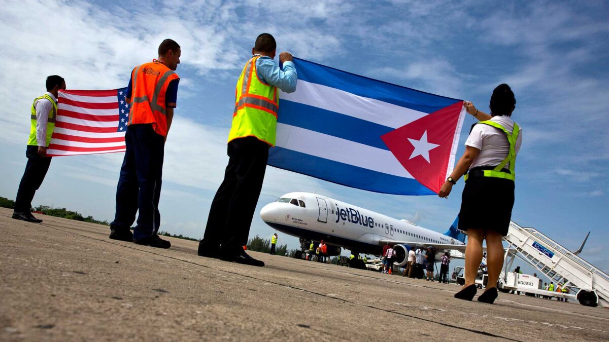 EEUU suspende todos los vuelos chárter públicos a Cuba excepto a La Habana