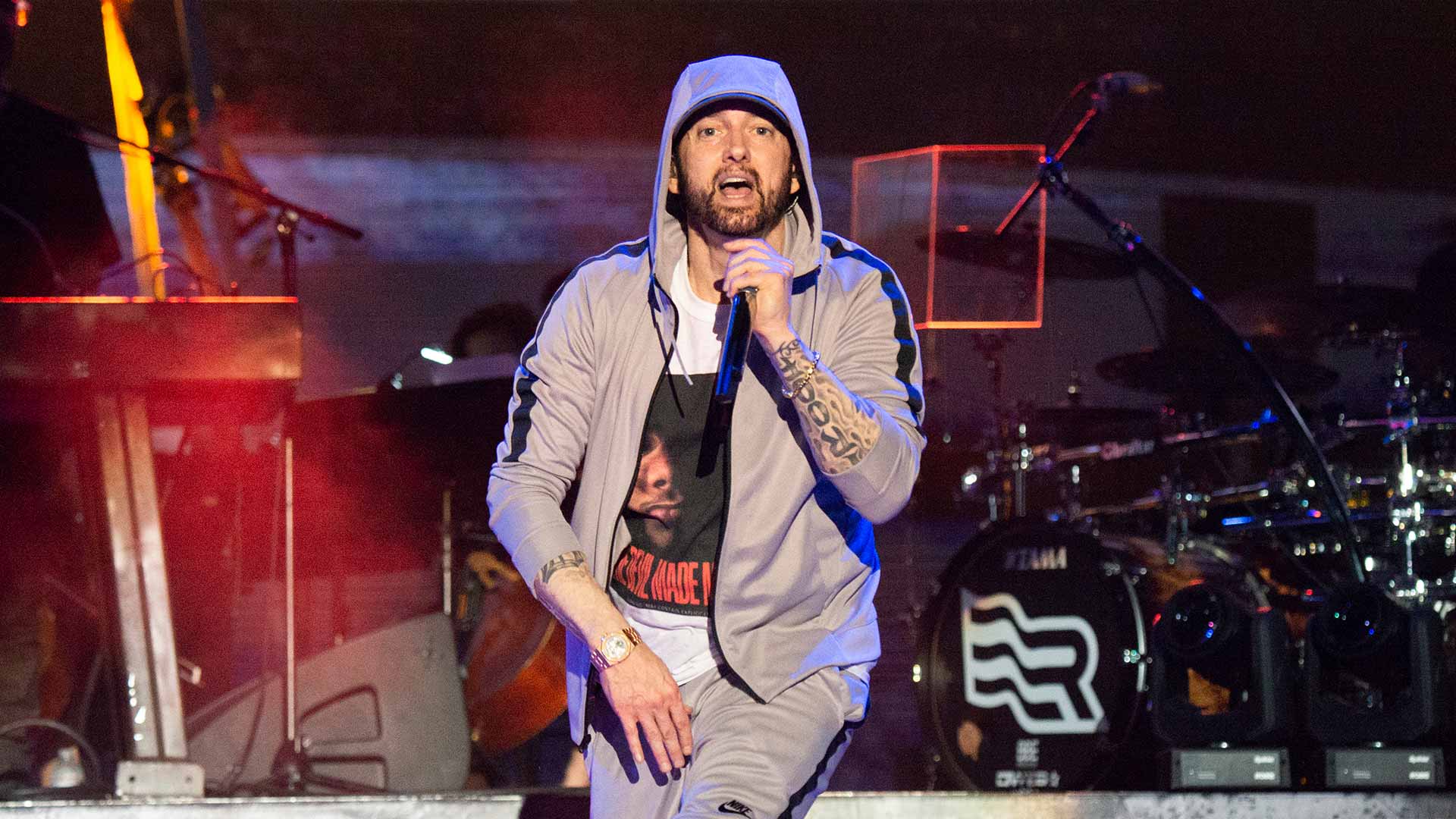 Eminem estrena disco y desata la polémica por una referencia al terrorista de Manchester