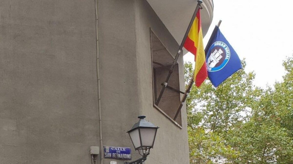 La Policía desaloja el antiguo edificio de CCOO ocupado por el grupo neonazi Hogar Social Madrid