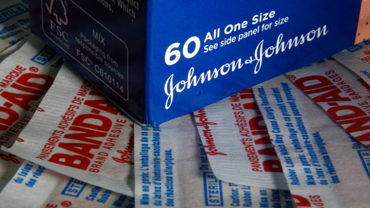 Nueva multa millonaria contra Johnson & Johnson: 300 millones de euros por una malla pélvica