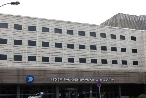 Un equipo médico realiza la primera transferencia nerviosa en España a un paciente tetrapléjico