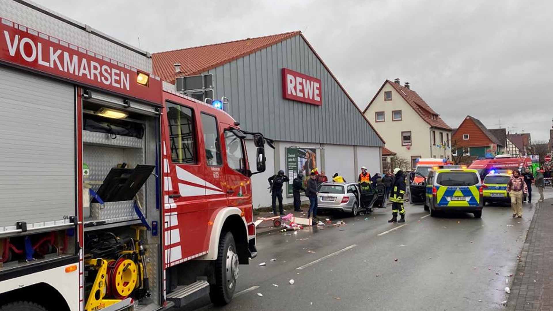 Al menos 15 heridos por un atropello masivo en un carnaval en Alemania