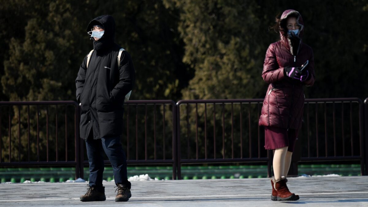 Francia confirma la primera muerte por coronavirus fuera de Asia