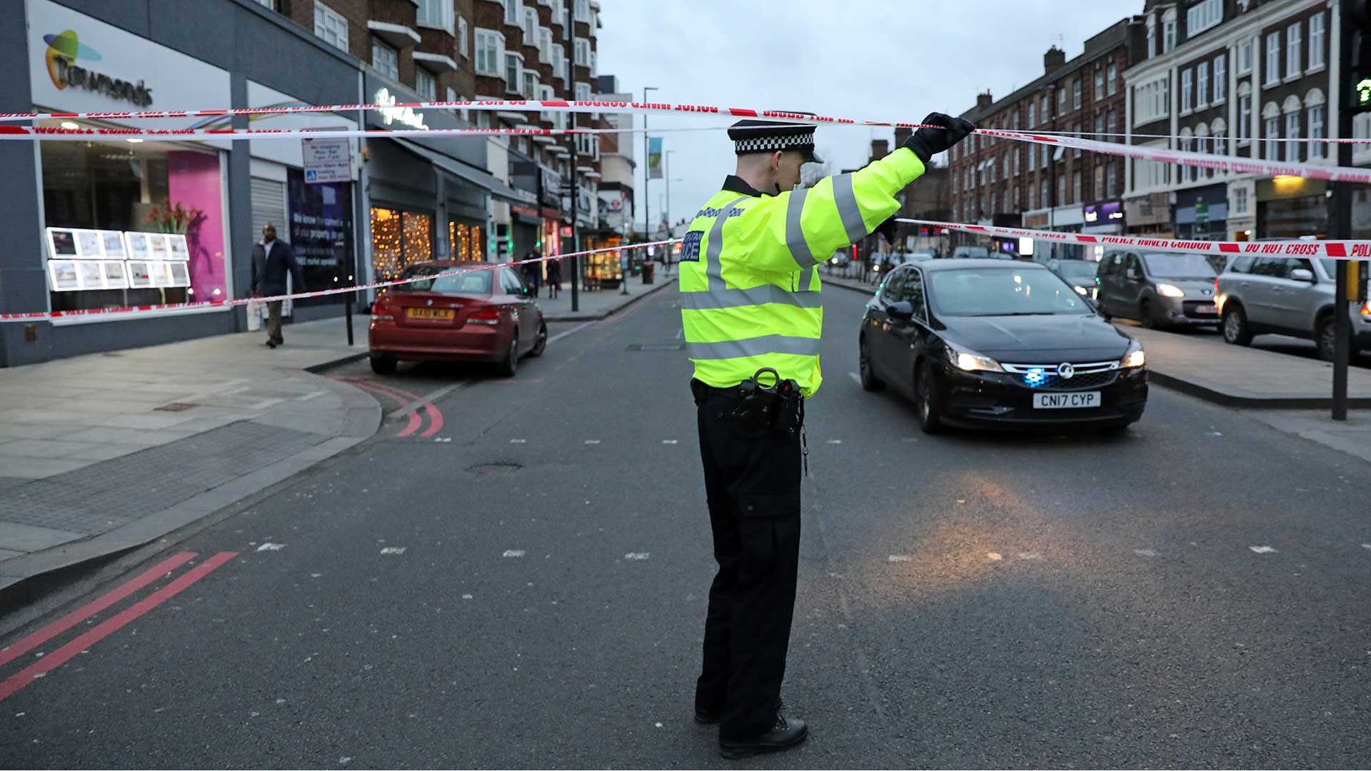 La Policía de Londres abate a un terrorista que había apuñalado a varias personas