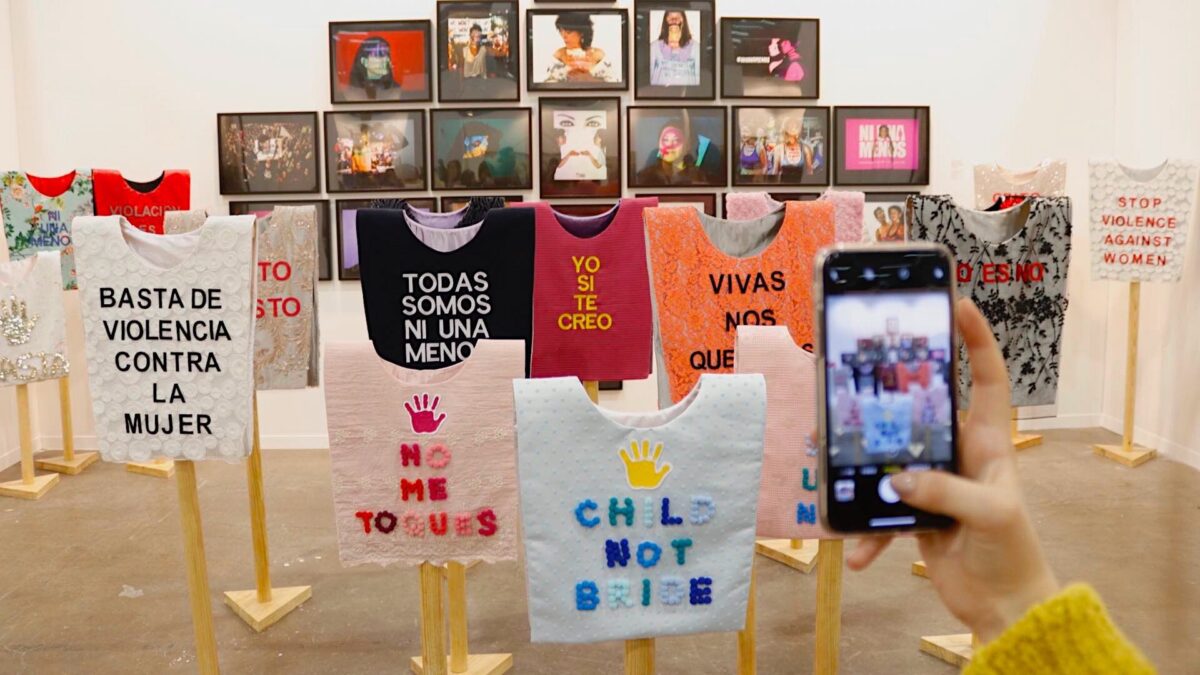 El feminismo abre grietas en la mayor feria de arte contemporáneo de Latinoamérica