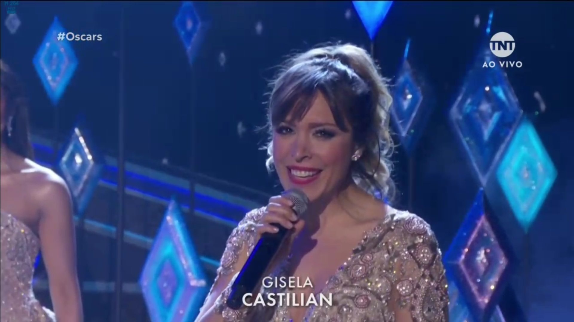 Polémica lingüística en los Oscar: Gisela canta en "castellano" y Carmen Sarahí en "español" 1